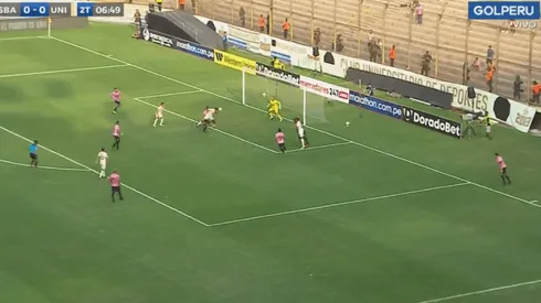 Alex Valera abre el marcador con un genial cabezazo