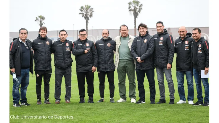 Juan Reynoso armó el equipo de Universitario de Deportes