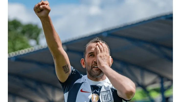 Hernán Barcos: "Alianza Lima siempre tiene mucho en contra"