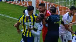 El 'Rayo' se peleó con rival.