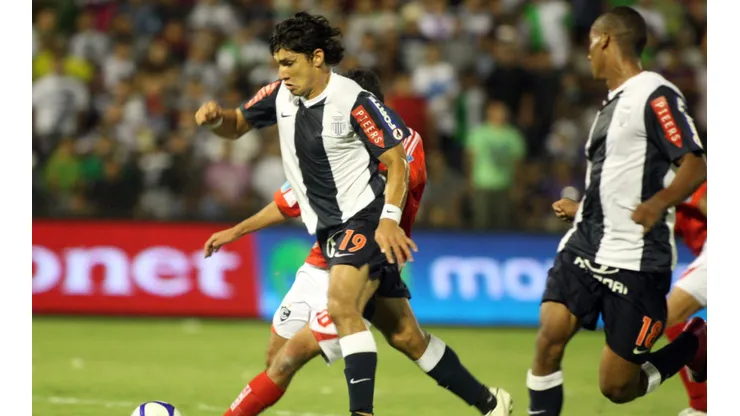 Roberto Ovelar dio la clave para el triunfo de Alianza Lima sobre Libertad