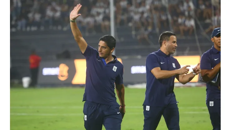 Chicho Salas pisa tierra y toma con calma el triunfo histórico de Alianza