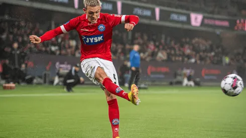 Oliver Sonne tuvo su reencuentro con Juan Reynoso