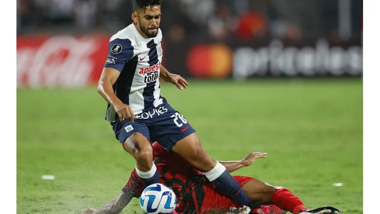 Alianza Lima v Athletico Paranaense - Copa CONMEBOL Libertadores 2023
