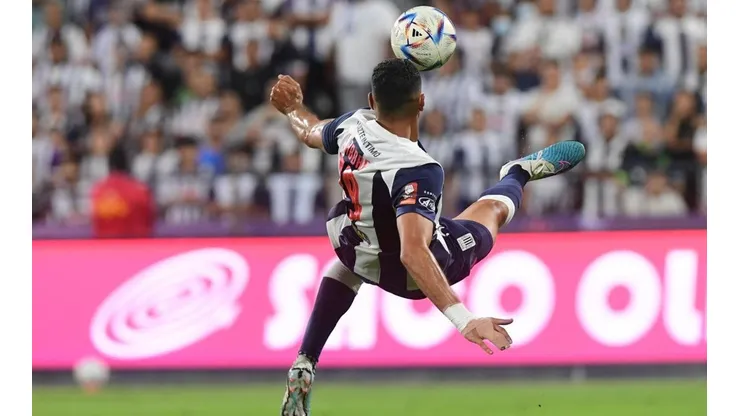 ¡Golazo de Pablo Sabbag! Gana Alianza Lima (VIDEO)