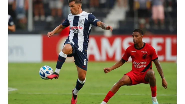 Alianza Lima v Athletico Paranaense - Copa CONMEBOL Libertadores 2023