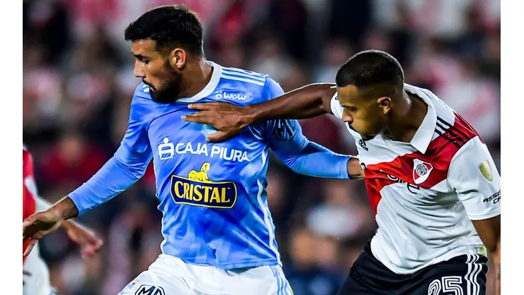Cristal, compitiendo, cayó ante River por Libertadores