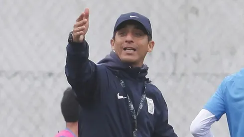 ¿Por qué Alianza busca nuevo DT, teniendo a Chicho Salas en ese puesto?