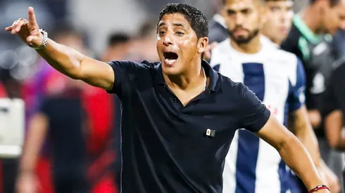 El gigantesco malestar de Salas tras el empate ante Paranaense