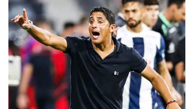 El gigantesco malestar de Salas tras el empate ante Paranaense