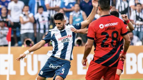 Carlos Zambrano sobre las burlas de la gente por los 30 partidos sin ganar: "La gente habla mucho"