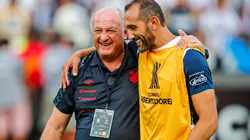 El emotivo abrazo de Barcos y Scolari.