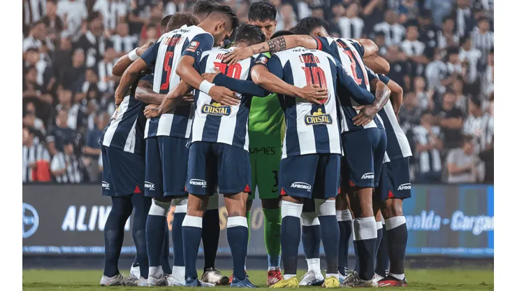 Chicho Salas toma 3 decisiones radicales de cara al partido contra Cienciano