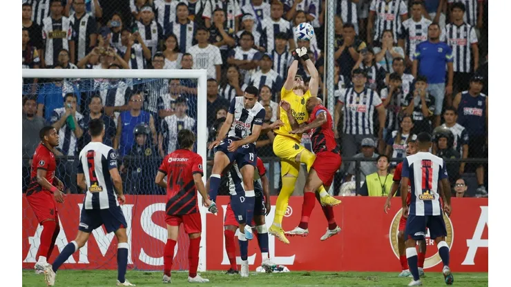Alianza Lima v Athletico Paranaense - Copa CONMEBOL Libertadores 2023