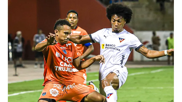 César Vallejo cayó ante LDU.