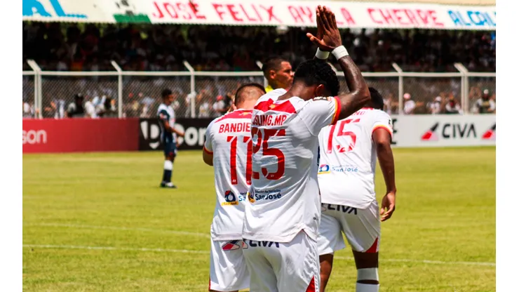 La ley del ex golpeó a Alianza y Mora marcó el 1-0 en Piura