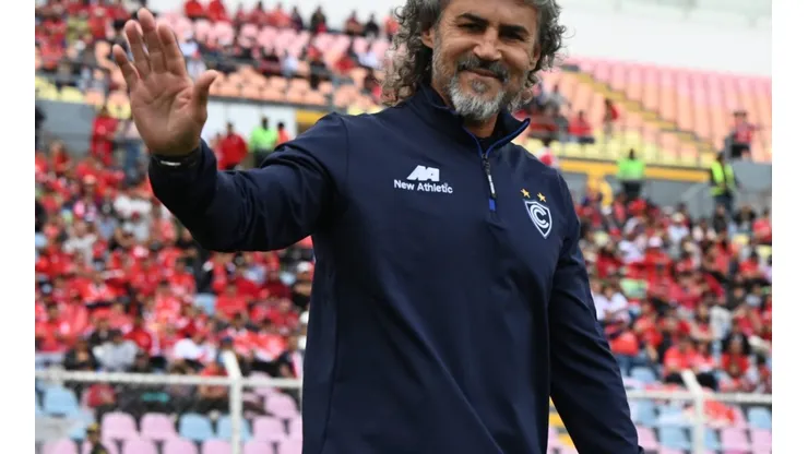 Leonel Alvarez confía en acabar la racha de la 'U'