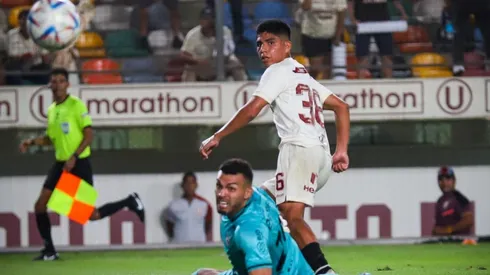 Piero Quispe se rinde ante las estrategias de Fossati