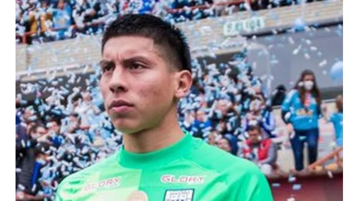 Raúl Fernández aconsejó a Saravia luego del blooper que tuvo
