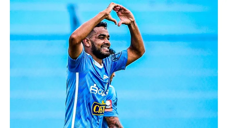 Cristal vence a Cantolao y es puntero junto a Universitario