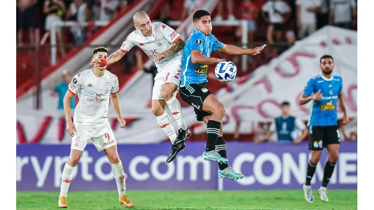 Cristal busca la clasificación