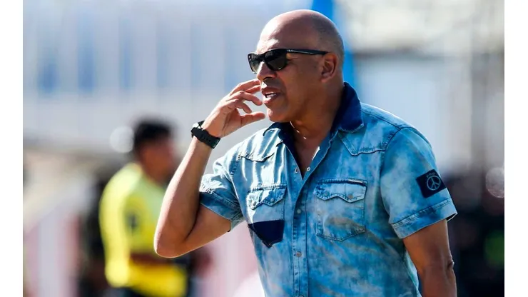 Con refuerzos: Mosquera dejó contundente frase tras llegar a Pari