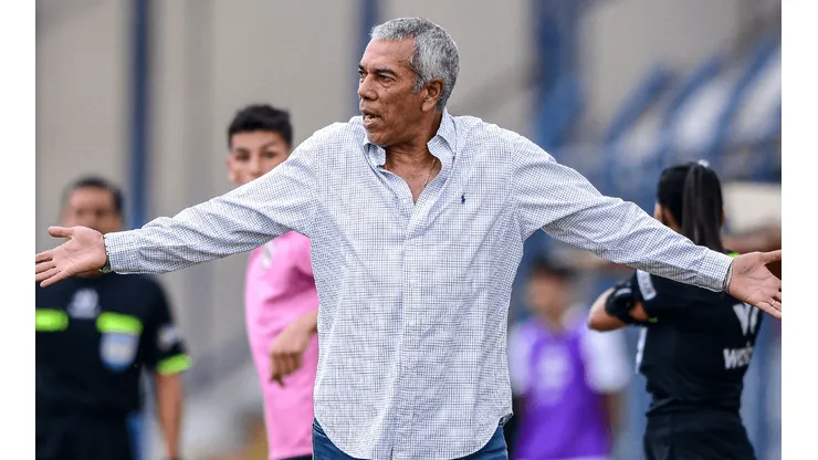 Wilmar Valencia no es más DT de Binacional.