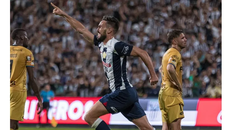 Santiago García ya anotó un gol con los íntimos