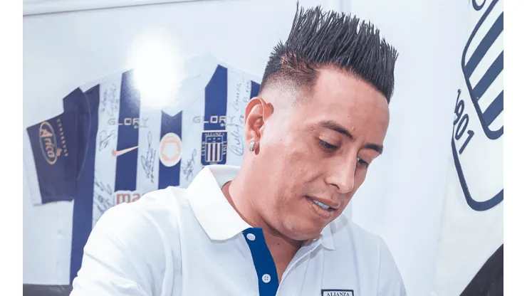 Christian Cueva y su primer mensaje de cariño para los hinchas blanquiazules