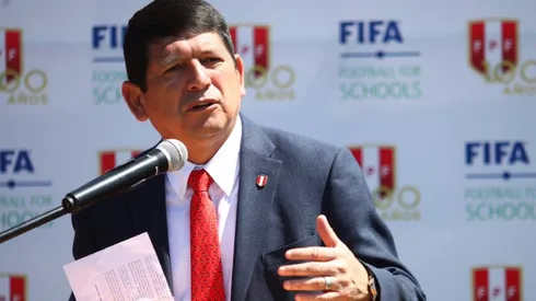 ¿Por qué es investigado Agustín Lozano?