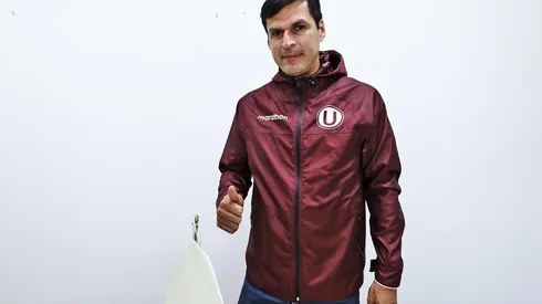 Elejalder Godos revela quién sería el reemplazo de Carlos Compagnucci