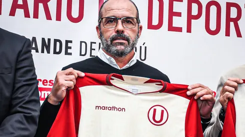 El estratega argentino seguirá en el club.