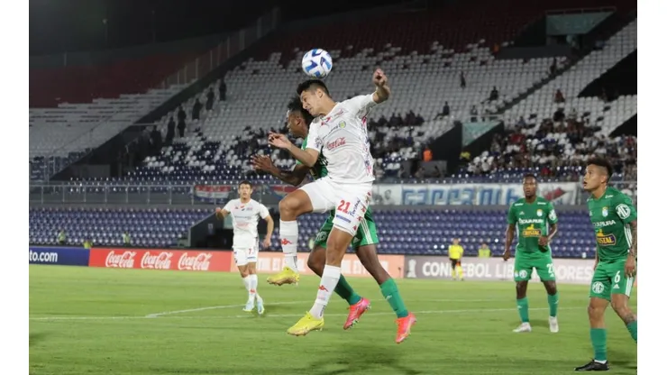 Nacional superó a Sporting Cristal y lo complica para el duelo de revancha