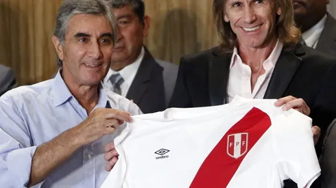 Oblitas explicó el por qué Ñol Solano no sigue en la FPF