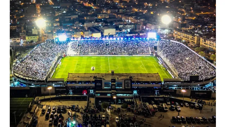 Alianza continúa con la instalación de las mejores luces del Perú