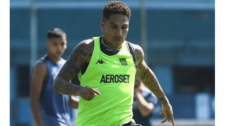 Paolo Guerrero cada vez más cerca del debut