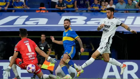 Con Advíncula, Boca Juniors empató sin goles ante Central Córdoba