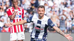 Costa no ha podido debutar oficialmente