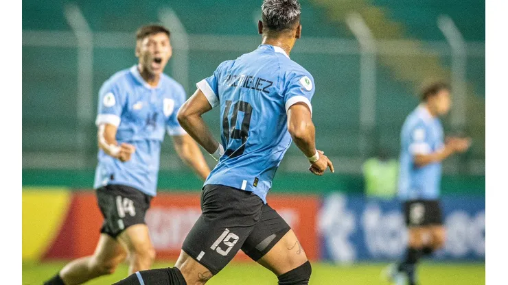 Uruguay sigue imparable y goleó a Venezuela en el Sudamericano