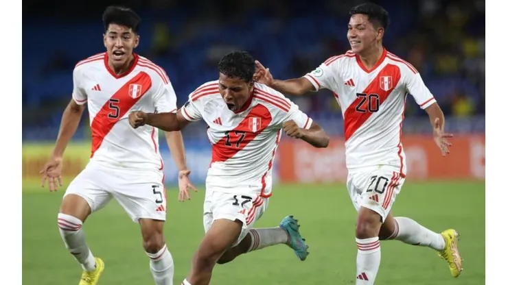 Perú va por su primera victoria