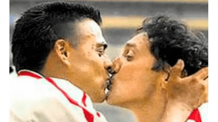 ¿Por qué se dio el beso entre Luis Tonelotto con Toto Cornejo?