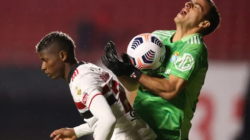 Sao Paulo v Sporting Cristal - Copa CONMEBOL Libertadores