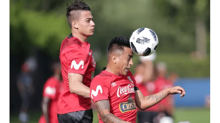 Cristian Benavente desea jugar al lado de Cueva