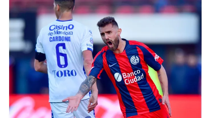 San Lorenzo v Godoy Cruz - Superliga Argentina 2019/20