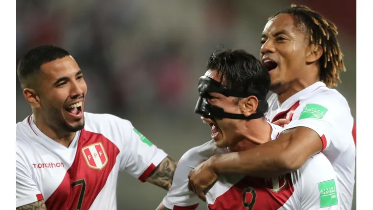 Peru v Bolivia - FIFA World Cup Qatar 2022 Qualifier