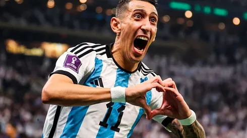 Di María se pone el buzo de crack y marca un golazo para el 2-0