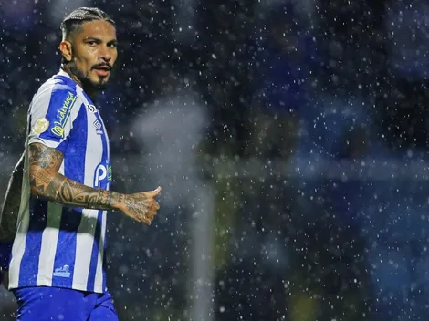 Un grande de la Conmebol toca la puerta de Paolo Guerrero