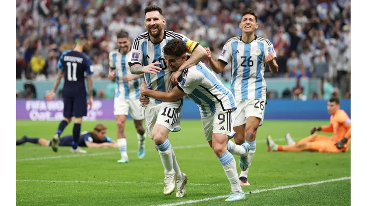 Messi y Álvarez fueron las figuras ante Croacia