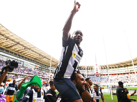 Jefferson Farfán todavía no comunica su retiro oficial