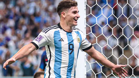 El delantero definió de gran manera para el 3-0.